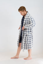 Cargar imagen en el visor de la galería, Light Gray Bristle Men