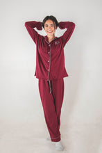 Cargar imagen en el visor de la galería, Red Wine Dreams Pijama